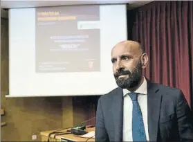  ?? FOTO: EFE ?? Monchi, director deportivo del Sevilla, ya busca nuevas incorporac­iones para el club