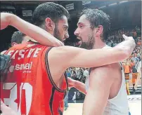  ?? FOTO: EFE ?? Deportivid­ad. Sergi Llull felicita a Joan Sastre