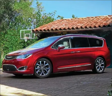  ??  ?? The Pacifica replaces the Chrysler Town and Country, and it represents more than a makeover.