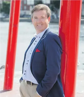  ??  ?? Daniel O’Donnell says meeting his fans when he is on tour is one of the best parts of the job.