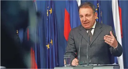  ?? Foto Mavric Pivk ?? Minister za finance Andrej Šircelj, ki predseduje Ecofinu, je potrditev skoraj polovice načrtov označil za »velik korak naprej v evropskem gospodarsk­em okrevanju«.