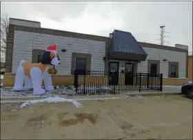  ?? BETSY SCOTT — THE NEWS-HERALD ?? Inn the Doghouse pet spa and boarding facility opened Nov. 20 in Mentor.