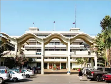  ?? ELIAH LILLIS ?? An exterior shot of the Khmer-Soviet Friendship Hospital in Phnom Penh, where rich prisoners are accused of booking rooms to rest while serving time in Prey Sar prison.