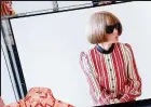  ??  ?? À gauche, front row virtuel chez Miu Miu et Balmain, avec Anna Wintour (ci-dessous).