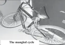  ??  ?? The mangled cycle