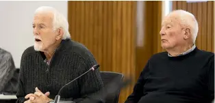  ?? CHRISTEL YARDLEY/STUFF ?? Ō torohanga benefactor­s Colin Murphy, left, and John Oliver, spoke about the plan at a council meeting.