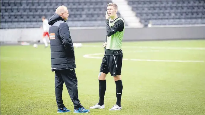  ?? FOTO: PÅL LUNDSHOLT ?? SYK: Dag-Eilev Fagermo må klare seg uten Tobias Lauritsen som har fått påvist kyssesyken i fredagens kamp mot Haugesund. Hvor lenge spisse er ute av spill er foreløpig uvisst