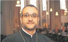  ?? RP-FOTO: BERND SCHALLER ?? Pfarrer Iosif-Cristian Rãdulescu ist Rumänisch-Orthodoxer Bischofsvi­kar für Nordrhein-Westfalen.