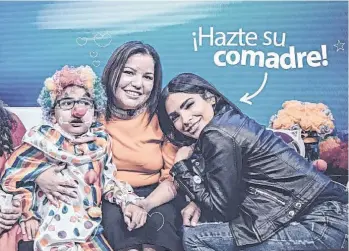  ?? /CORTESIA ?? “La idea es crear un sistema que ayude a financiar de forma constante la atención de los niños”, explica la animadora mexicana Alejandra Espinoza (der).