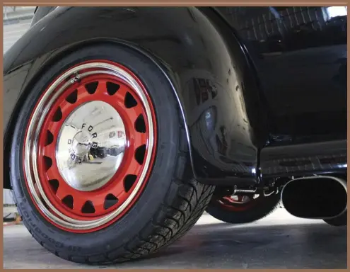  ??  ??  Severing ties with the initial plan to run a set of timeless Cragars, Todd opted for Mobsteel Ambassador Artillerys instead. The front steelies measure 18x8 and wear 225/50RZ18 Bfgoodrich G-force Comp-2 all-seasons. The rear 18x9s (shown) are wrapped in slightly wider 235/50ZR18 G-force Comp-2 A/SS.