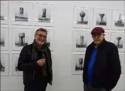  ??  ?? Gilles Boudot et Gilles Altieri devant  portraits d’objets industriel­s.