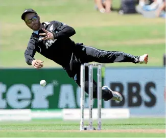  ?? GETTY IMAGES ?? Leading Black Caps Kane Williamson, above, and Trent Boult are about to throw themselves into the Indian Premier League ahead of the World Cup, which starts in England in late May.