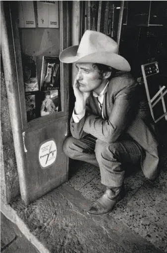  ?? Dennis Stock / Magnum Photos ?? Dennis Hopper on the set of 1971’s “The Last Movie,” which is the focus of the documentar­y.