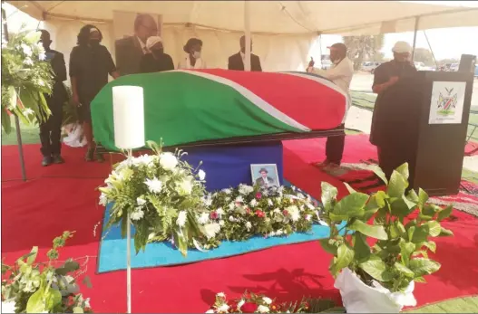  ?? Photo: Nuusita Ashipala ?? Rest well… The late Silvanus Vatuva was laid to rest at the weekend