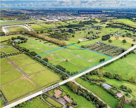 ?? ?? The 4.5416-ha greenfield site at 152 Golding Rd in Pukekohe has a flat contour with extensive road frontage and proximity to the Pukekohe train station.