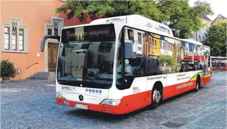  ?? FOTO: ANJA KÖHLER/ANDEREART.DE ?? In Ravensburg fahren jetzt schon 26 Erdgasbuss­e wie auf unserem Bild.