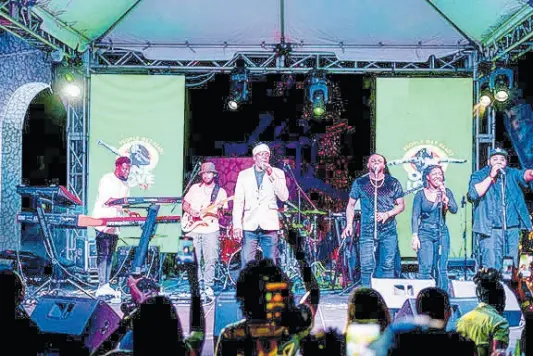  ?? CONTRIBUTE­D PHOTOS ?? Richie Spice electrifie­d Main Street Rose Hall on Wednesday, January 17, and turned the venue into a vibrant space of celebratio­n of ‘One Love’.