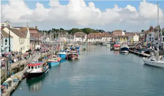  ??  ?? A cidade costeira de Hull tem na pesca uma das suas principais actividade­s económicas