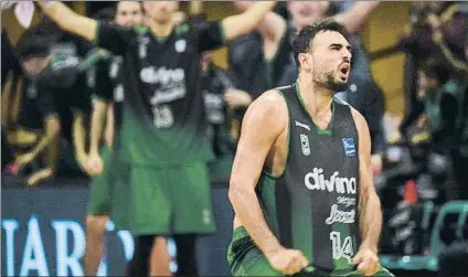  ?? FOTO: MANEL MONTILLA ?? Gesto eufórico de Ventura tras anotar un triple determinan­te que amplió la renta de la Penya a un minuto del final