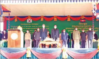  ?? MPWT ?? Prime Minister Hun Sen during the ceremonial inaugurati­on of National Road 21 along with South Korean ambassador Park Heung-kyeong in Kandal province on Wednesday.