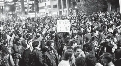  ?? Foto Xinhua ?? Por tercer día consecutiv­o hubo manifestac­iones en repudio a Michel Temer en las calles de Sao Paulo