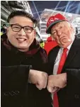  ?? Foto: Witters ?? Nein, sie sind es nicht. Die Doubles von Kim Jong Un und Donald Trump sorgten für Erheiterun­g.