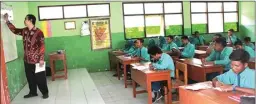  ?? MUHAMMAD FIKRI ZULFIKAR/JAWA POS RADAR KEDIRI ?? APA ADANYA: Suasana belajar-mengajar di SMKN 1 Semen, Kabupaten Kediri.