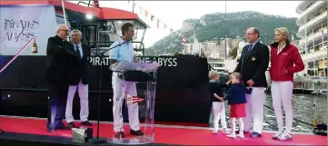  ?? (Photos Eric Mathon / Palais princier) ?? Le couple princier et ses enfants ont assisté à la cérémonie.