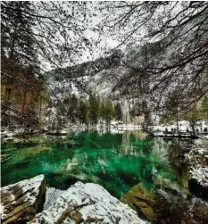  ?? 20MIN-COMMUNITY ?? Bei Instagramm­ern als Motiv beliebt: Der Blausee.