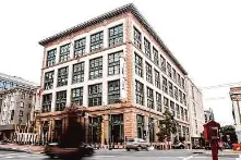  ?? Jessica Christian/The Chronicle 2021 ?? The CGV San Francisco, a 14-screen cineplex at 1000 Van Ness Ave., didn't recover from the pandemic's moviegoing slog.