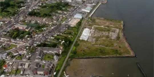  ??  ?? The old Wexford Electronic­s site, location of the planned Trinity Wharf and marina developmen­t in the south end of Wexford town.