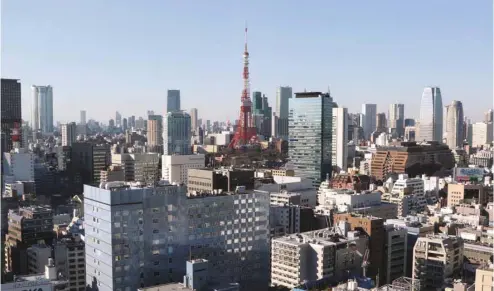  ?? YOSHIKAZU TSUNO AGENCE FRANCE-PRESSE ?? La liaison directe entre Montréal et Tokyo permettra aux dirigeants, aux chercheurs et même aux étudiants québécois d’entretenir des relations plus étroites avec leurs partenaire­s japonais.