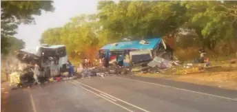  ??  ?? Two buses were involved in an accident near Rusape toll gate along the Harare–Mutare highway