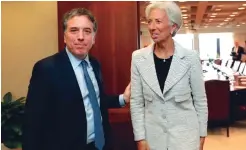  ??  ?? WASHINGTON. El ministro de Hacienda, Nicolás Dujovne, junto a la titular del FMI, Christine Lagarde.