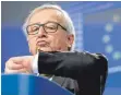  ?? FOTO: DPA ?? EU-Kommissar Juncker will die Zeitumstel­lung abschaffen – und stößt auf Widerstand.