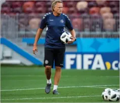  ?? FOTO: LISELOTTE SABROE/RITZAU SCANPIX ?? Så sent som sidste sommer var Lars Høgh med til VM-slutrunden i Rusland som målmandstr­aener for Danmarks landshold.