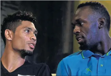  ??  ?? FIGURAS. Van Niekerk y Usain Bolt son grandes amigos y han compartido juntos entrenamie­ntos.