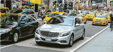  ?? Foto: Rüdiger Wälk, Imago ?? Ein Anblick, der Donald Trump nicht gefällt: ein Mercedes in New York. EINZELHAND­EL