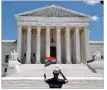  ?? NYT ?? The Supreme Court ruled Monday that a civil rights law protects LGBT workers from workplace discrimina­tion.