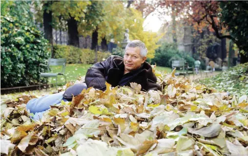  ??  ?? Fidélité.
Denis Tillinac, une certaine idée de la France et du bonheur.