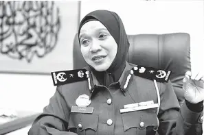  ?? — Gambar Bernama ?? TEGAS: Pengarah Wilayah Persekutua­n SWCORP Ummi Kalthum Shuib pada temu bual bersama wartawan BERNAMA sempena Hari Wanita Sedunia baru-baru ini.