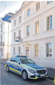  ?? FOTO: UTE KIRCH ?? In der Polizeiins­pektion in Alt-Saarbrücke­n am Ludwigspla­tz war der Obermeiste­r zuletzt beschäftig­t.