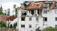  ?? Foto: Marcus Merk (Archivbild) ?? Im Mai 2015 fegte ein Tornado über Stettenhof­en hinweg und zerstörte zahlreiche Gebäude.