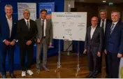  ?? (Photo Départemen­t 06) ?? Le Départemen­t des Alpes-maritimes a signé un partenaria­t avec plusieurs acteurs de la santé.