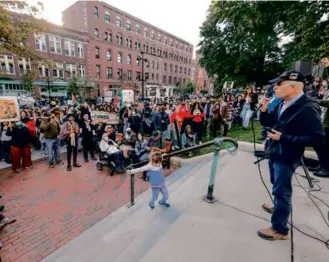  ?? MATTHEW J. LEE/GLOBE STAFF ?? Ahmed Kawasa, secretary of the Palestinia­n House of New England, spoke at a rally supporting Palestinia­ns outside Cambridge City Hall Monday.