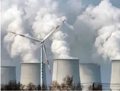  ?? Foto: dpa/Patrick Pleul ?? Jänschwald­e im Zeichen der energiepol­itischen Zeitenwend­e