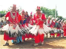  ?? ?? El pueblo Maká reclama sus tierras para poder desarrolla­r y mantener sus costumbres y tradicione­s.