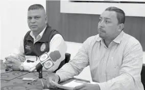  ??  ?? LABOR. Mediante rueda de prensa se dio a conocer sobre el apoyo de varios auspiciant­es, entre ellos, el Municipio.