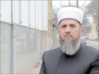  ?? ?? Muftija Hasanović glavni oslonac ljudi u Vojvodini