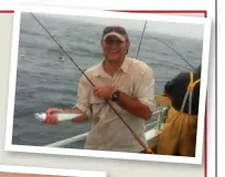  ??  ?? Ezequiel Pierro, de Lanús, muy feliz con su captura realizada en el Club de Pesca Río de la Plata, en Ensenada. Se trata de un pejerrey de 52 cm y de 1 kilo de peso, logrado desde el muelle a fondo y con mojarra.